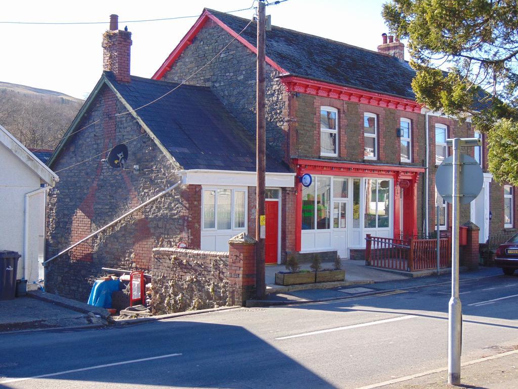 Bed and Breakfast The Hub At Abercrave Abercraf Екстер'єр фото